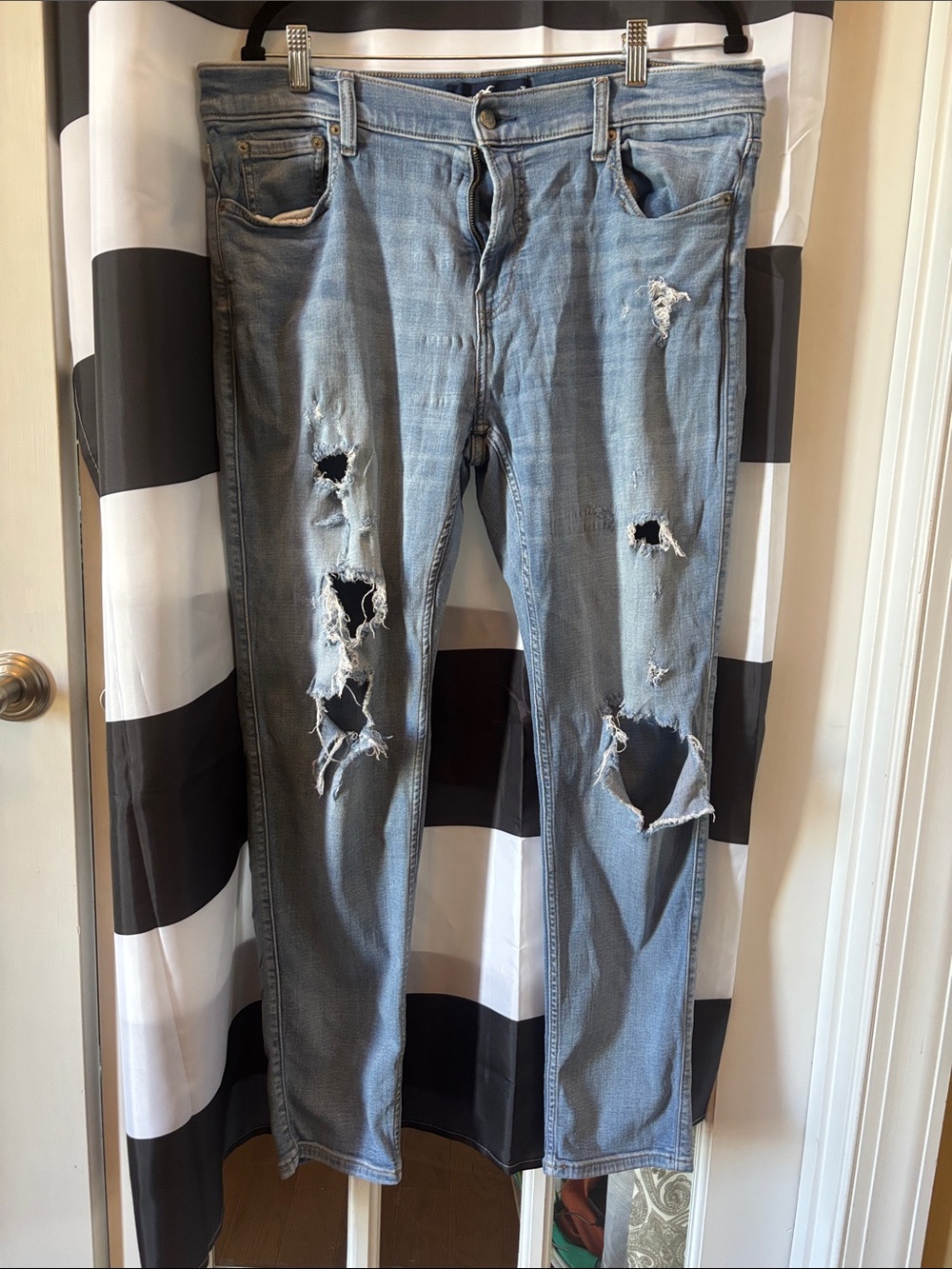 Hollister Distressed Light Wash Skinny Jeans